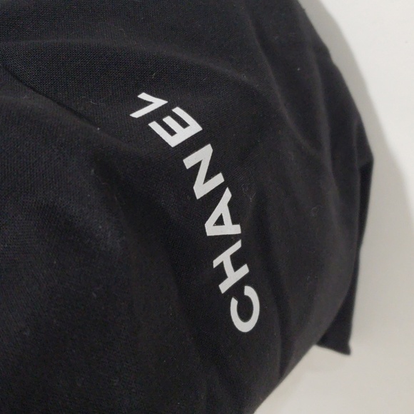 CHANEL Black Storage Dust Bag – Drawstring 7.5x12'', Small, Looks New for Women - Picture 4 of 8